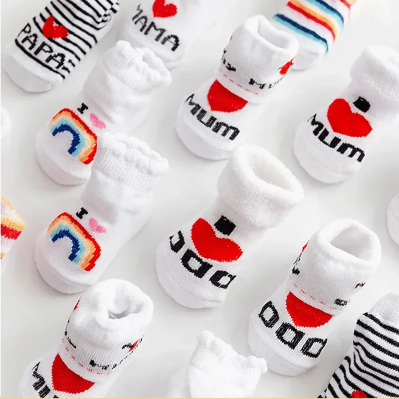 Baby Clothing Essentials - Chaussettes chaudes et douces en coton